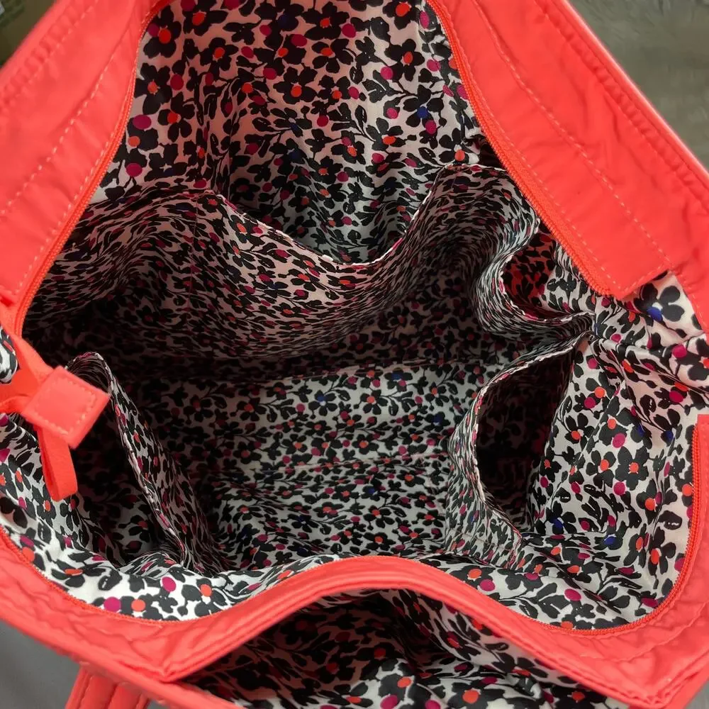 Vera Bradley Big Tote Bag Zip Top Quilted Coral Interior Pockets Bonus Clear Bag